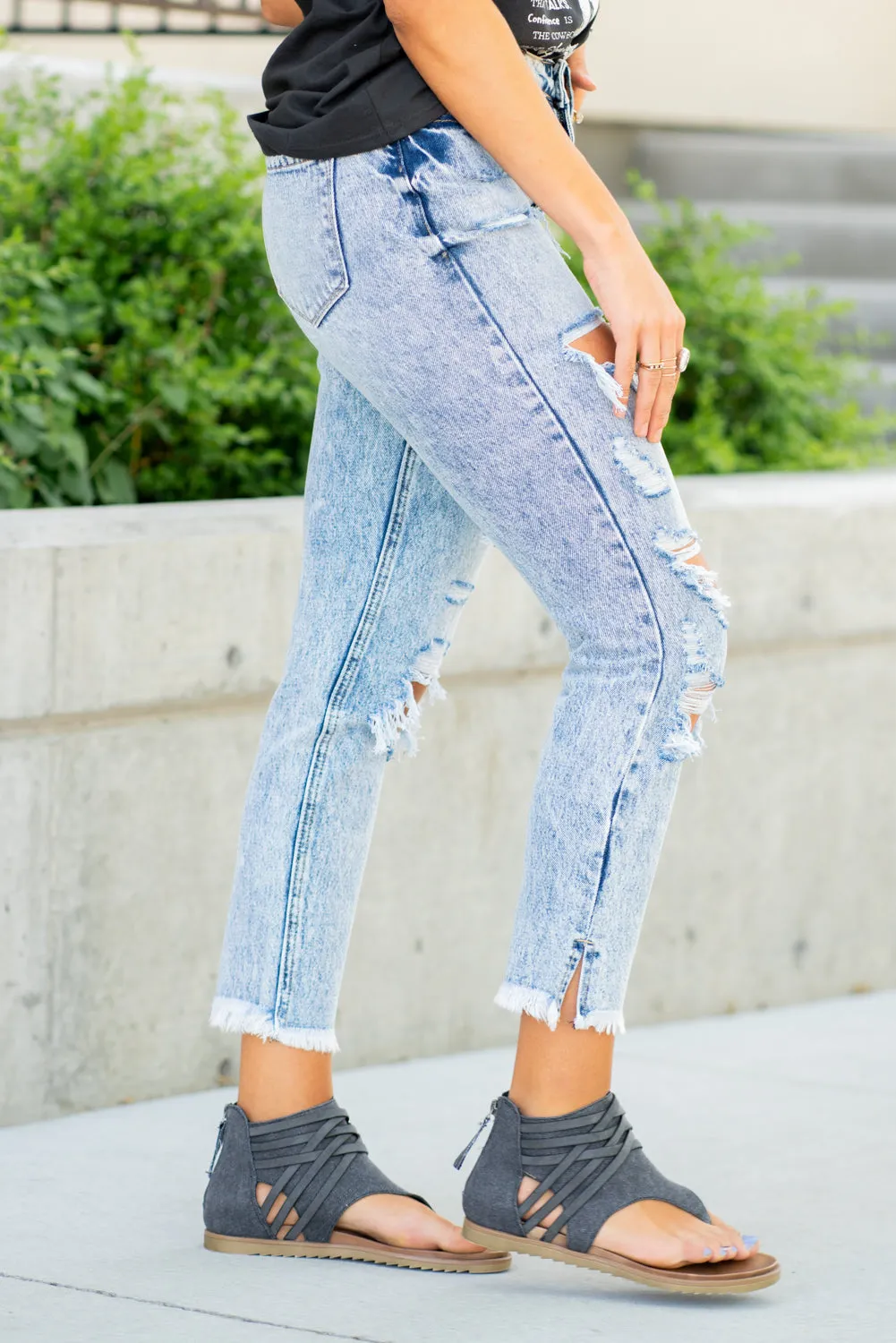 Amy High Rise Mom Fit