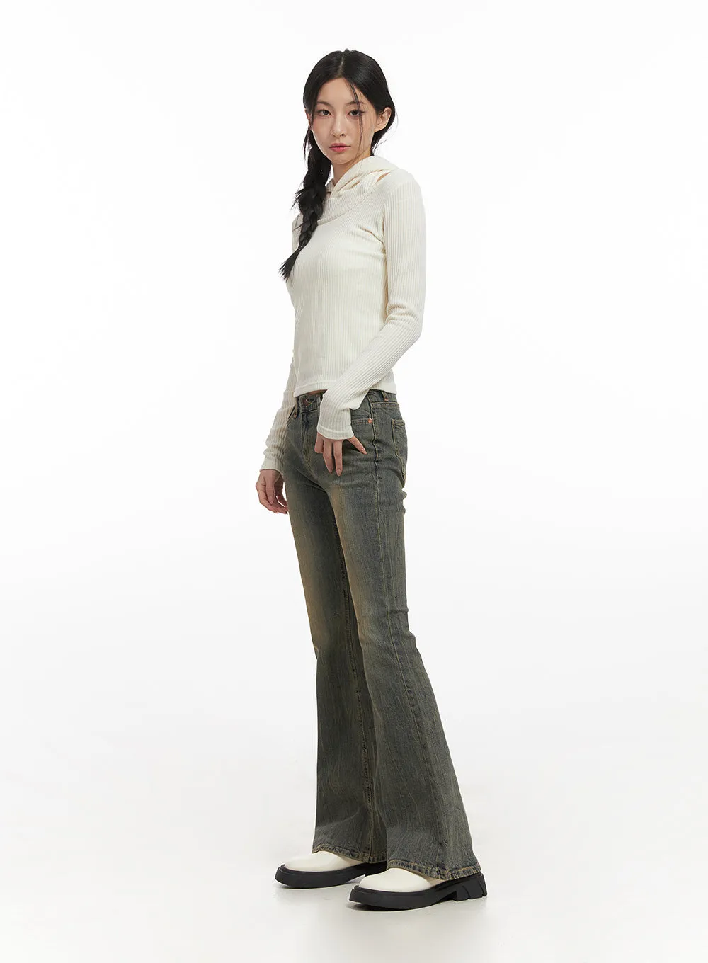 Caroline Slim Fit Flared Jeans CN428