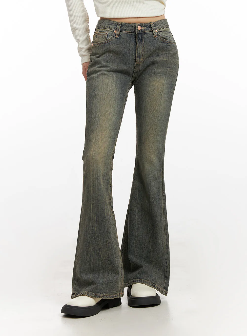 Caroline Slim Fit Flared Jeans CN428