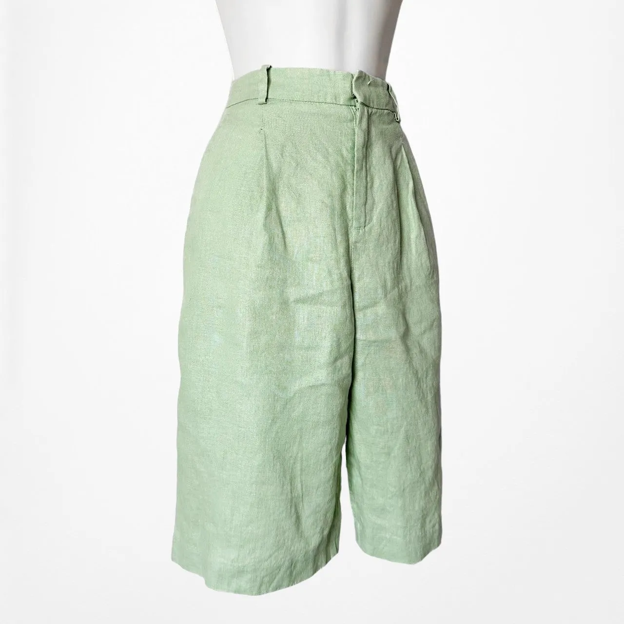 Zara Pastel Green High Waisted Casual Knee Length Bermuda Shorts Size XS/S