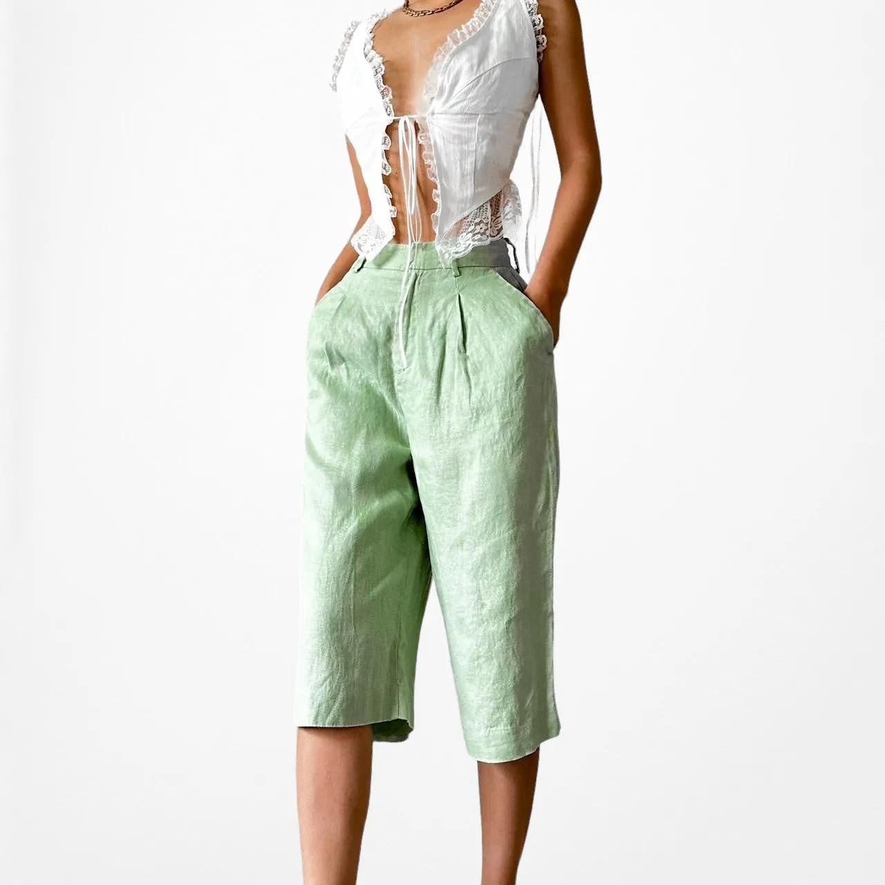 Zara Pastel Green High Waisted Casual Knee Length Bermuda Shorts Size XS/S